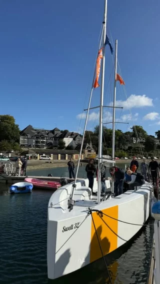 Revivez l’inauguration de notre tout nouveau Swell 32 ! ⛵️
Cette vidéo est la première d’une série pour vous présenter ce bateau unique en détail !
Un immense merci au département du Morbihan @morbihan_fr  pour son soutien précieux dans ce projet et à @flow_amc pour cette belle réalisation.
Restez connectés pour découvrir la suite ! 👀
#Swell32 #trinitésurmer #inauguration
