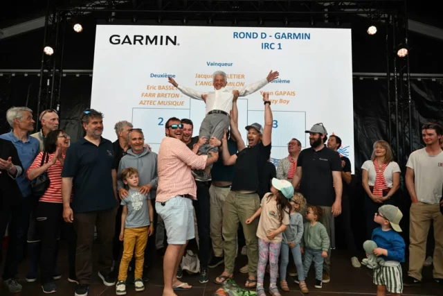 🏆 Félicitations à tous les régatiers pour cette superbe édition du Spi Ouest-France Banque Populaire Grand Ouest ! 

On se donne rdv l’année prochaine 😎

Toutes les photos sont disponibles sur notre site. 

📷 Thomas Brégardis / Ouest-France 
#Spiof #bpgo #voile #morbihan #bretagne